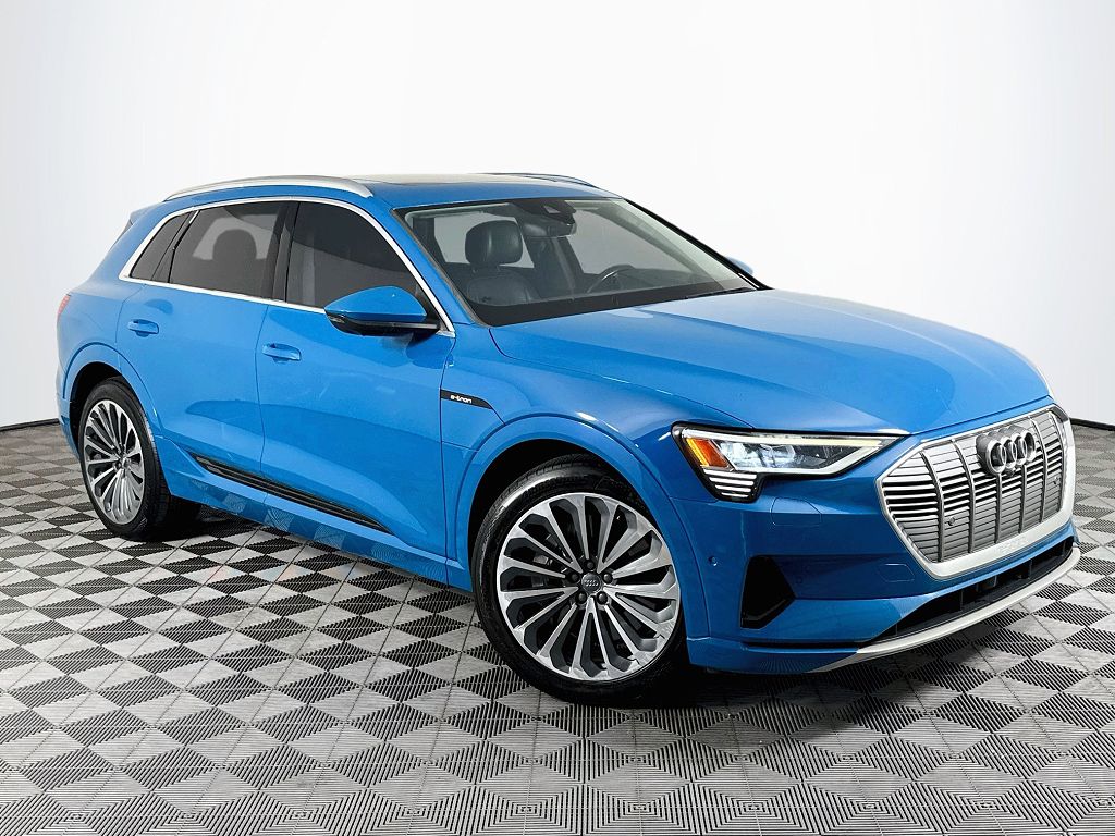2019 Audi e-tron Prestige quattro