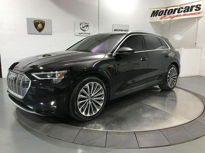 2019 Audi e-tron Prestige quattro