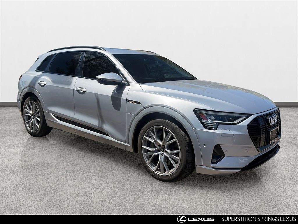2021 Audi e-tron Premium