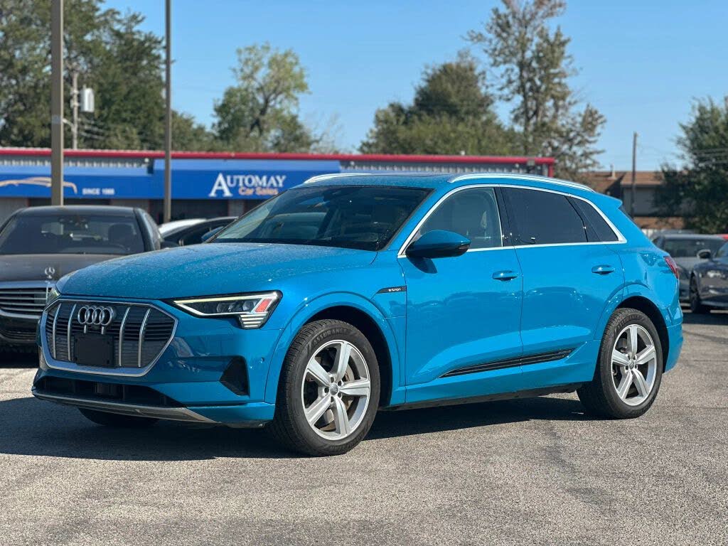 2019 Audi e-tron Prestige quattro