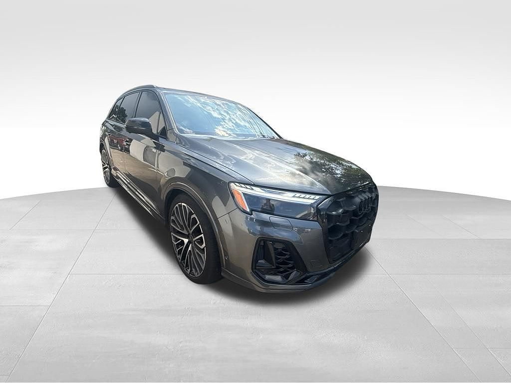 2025 Audi SQ7 Prestige