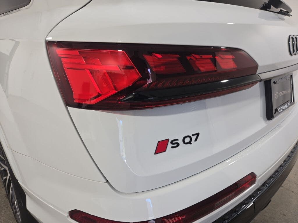 2025 Audi SQ7 Prestige