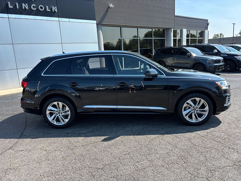 2023 Audi Q7 Prestige