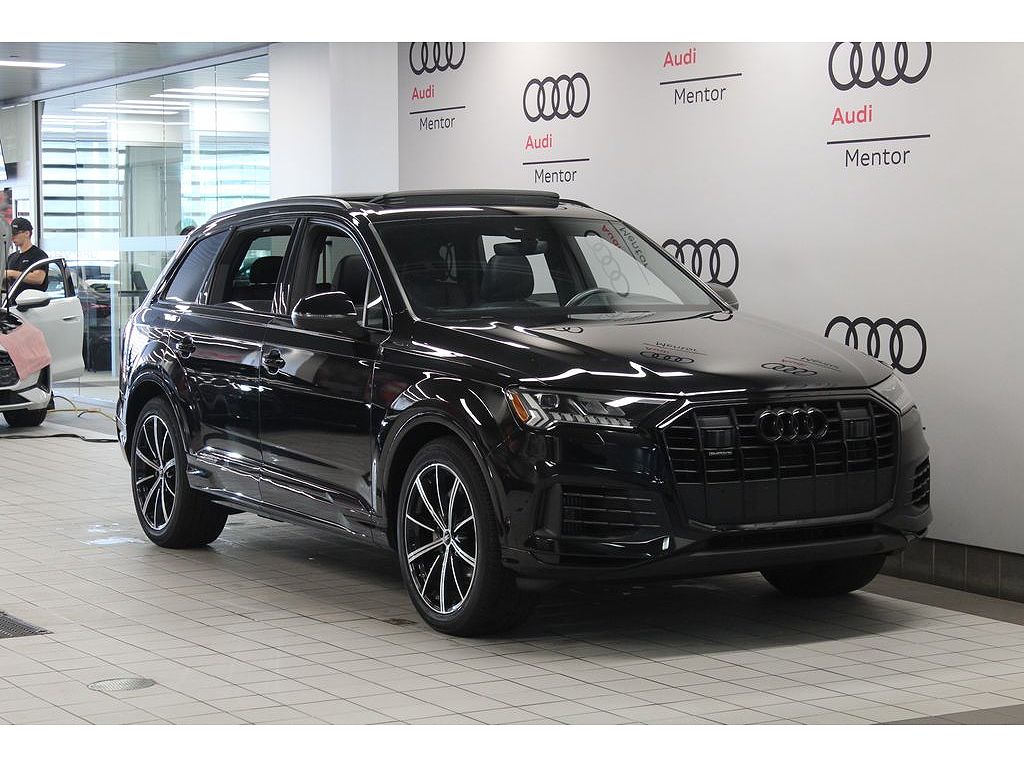 2023 Audi Q7 55 Premium
