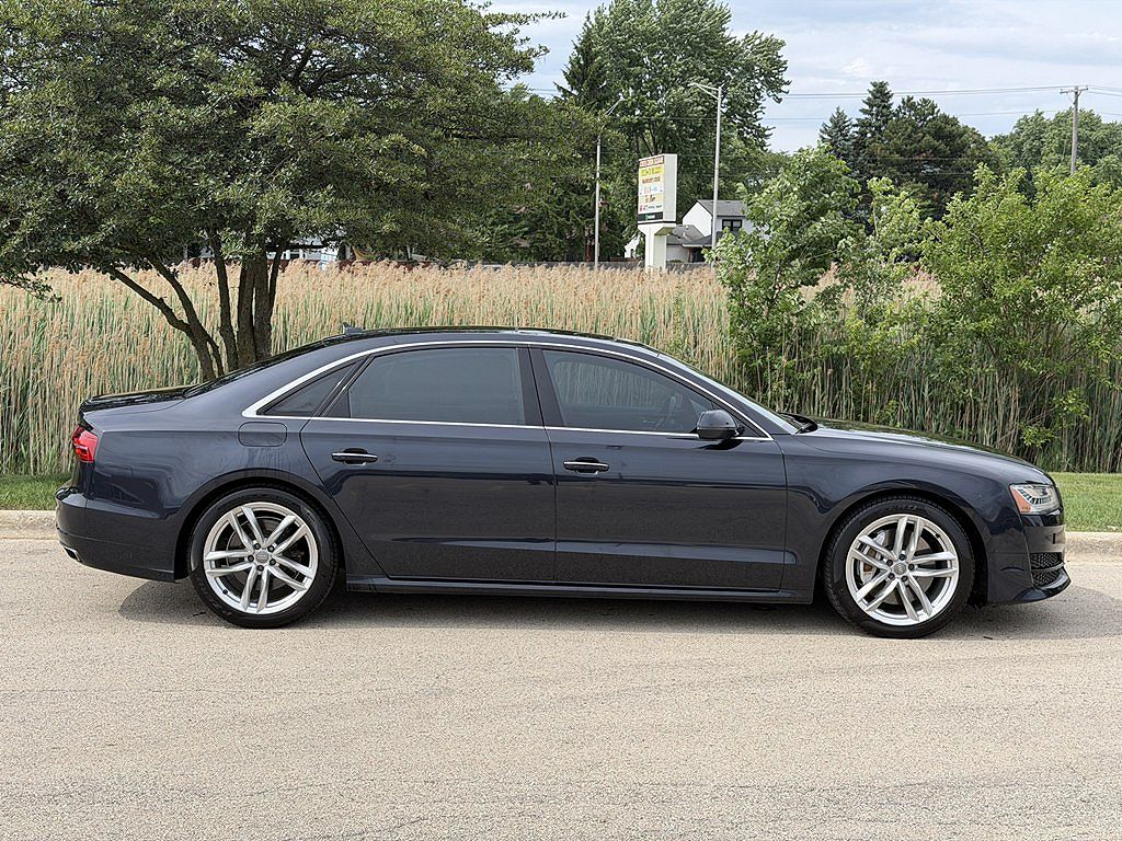 2016 Audi A8