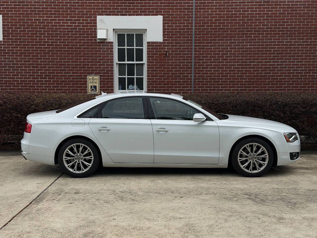 2013 Audi A8