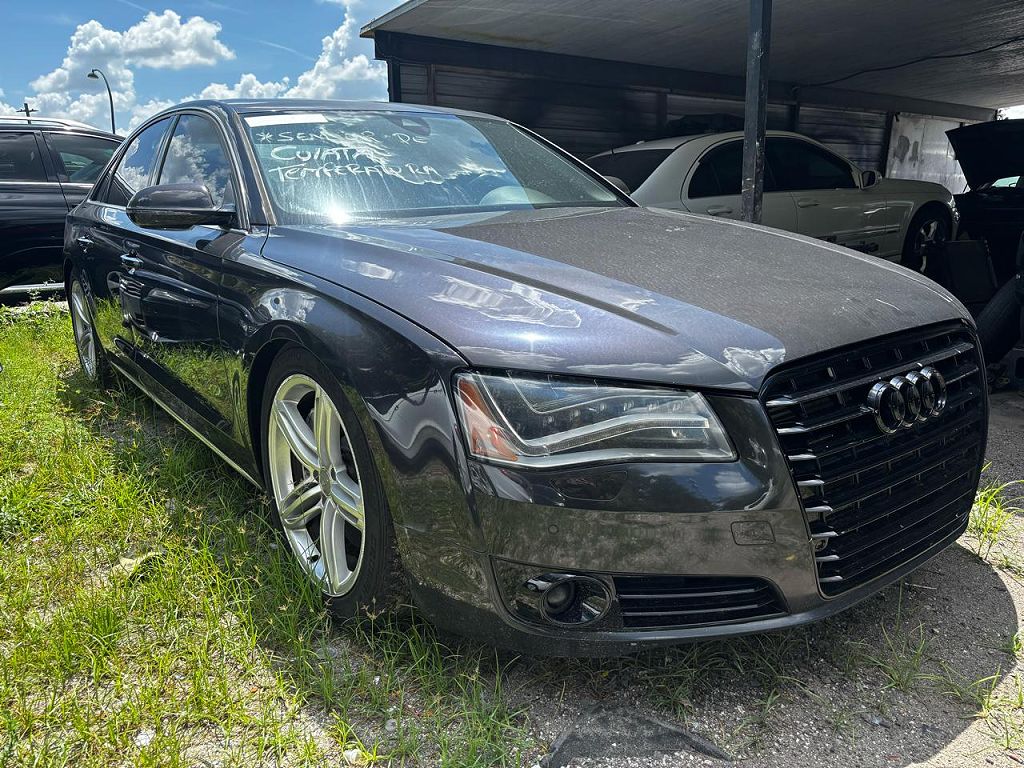 2011 Audi A8 QUATTRO 4DR SEDAN AWD