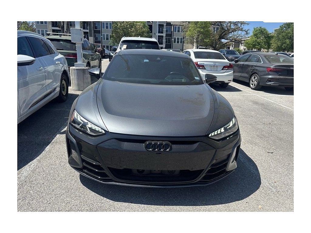 2022 Audi e-tron GT