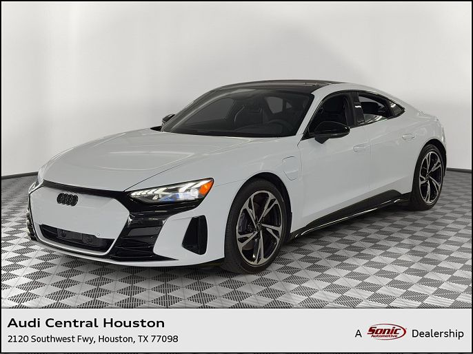 2023 Audi e-tron GT Premium Plus