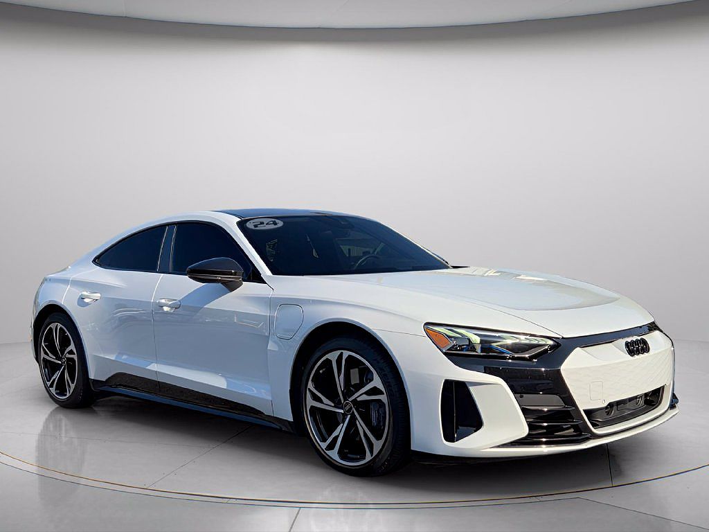 2023 Audi e-tron GT Premium Plus