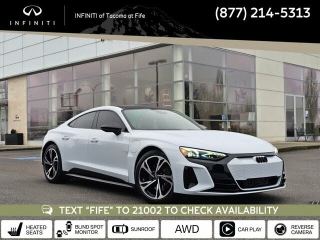 2023 Audi e-tron GT Premium Plus