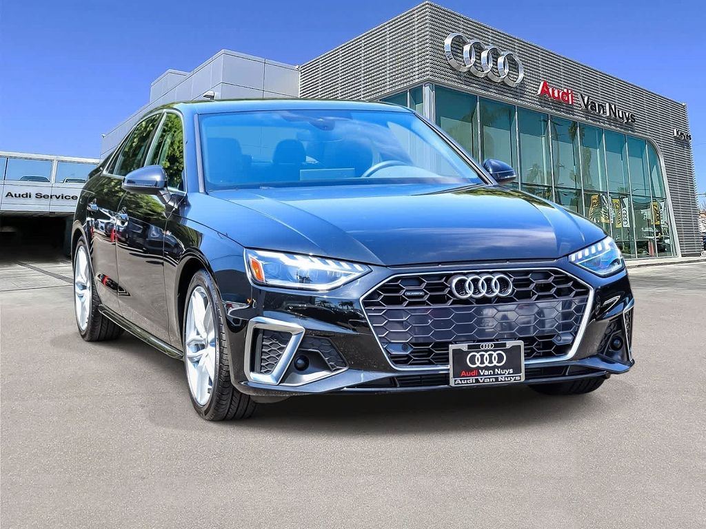 2023 Audi A4 Premium S line