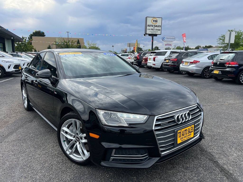 2017 Audi A4 2.0 TFSI Premium quattro Season of Audi Selection