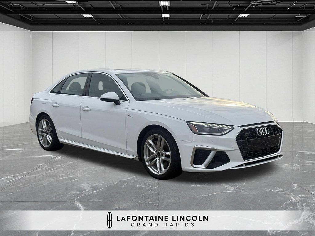 2024 Audi A4 45 S line Premium Plus quattro