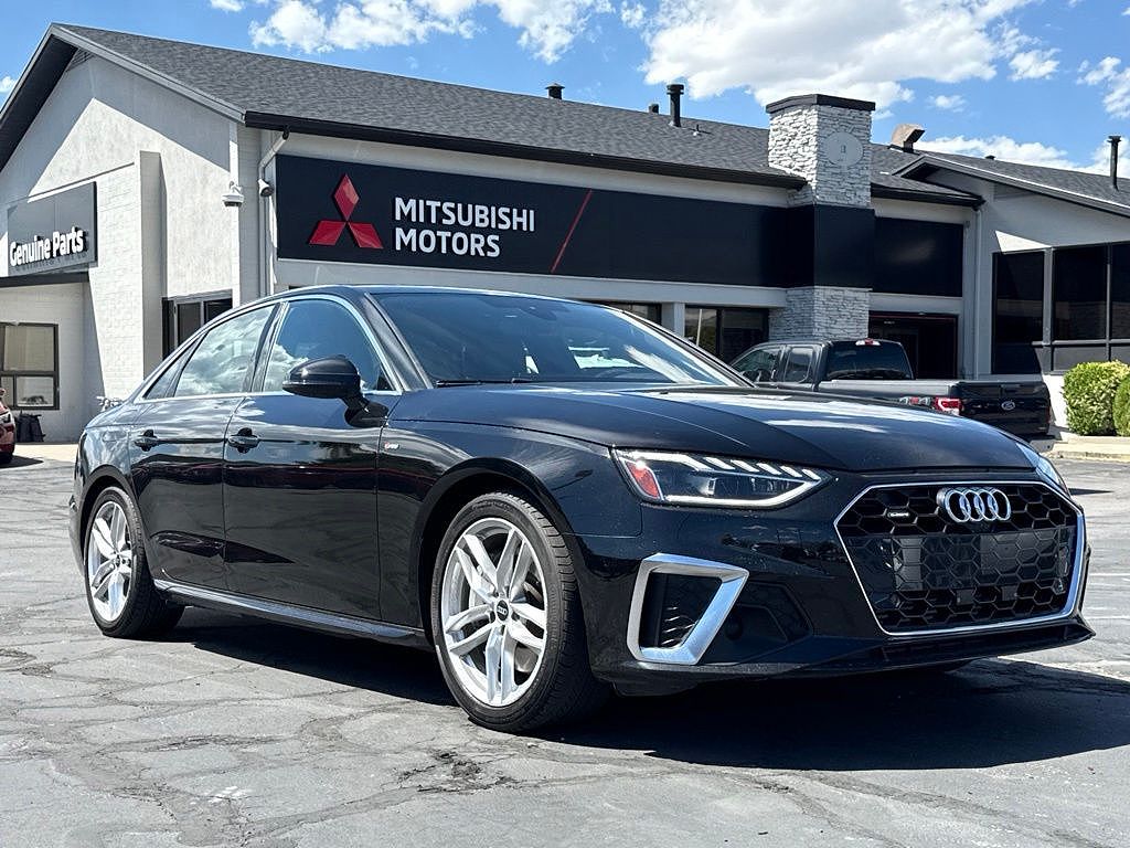 2023 Audi A4 45 S line Premium