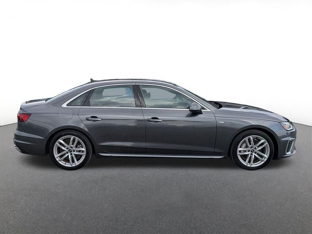 2023 Audi A4 45 S line Premium Plus quattro