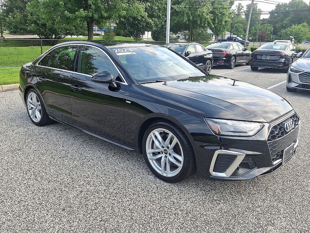 2023 Audi A4 45 S line Premium