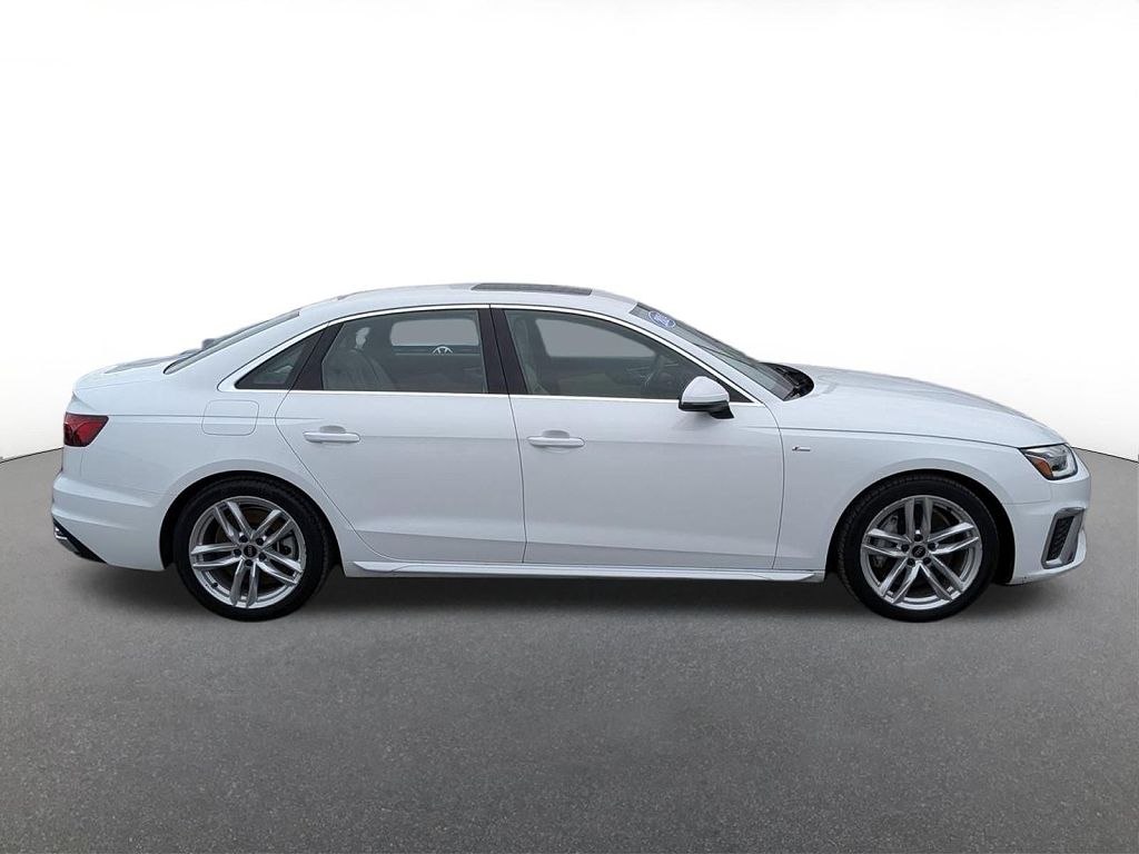 2024 Audi A4 45 S line Premium Plus quattro