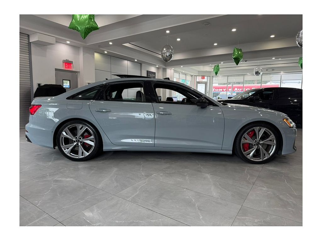 2023 Audi S6 Premium Plus
