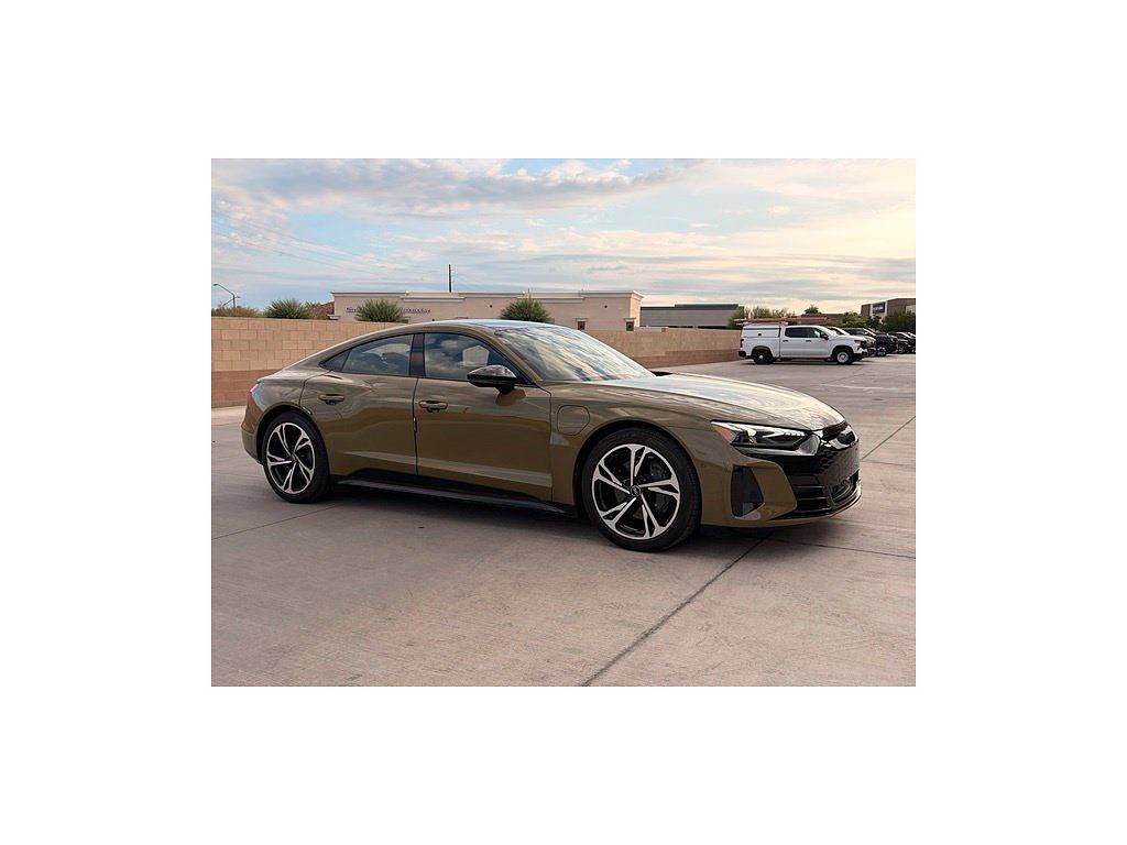 2022 Audi e-tron GT Prestige