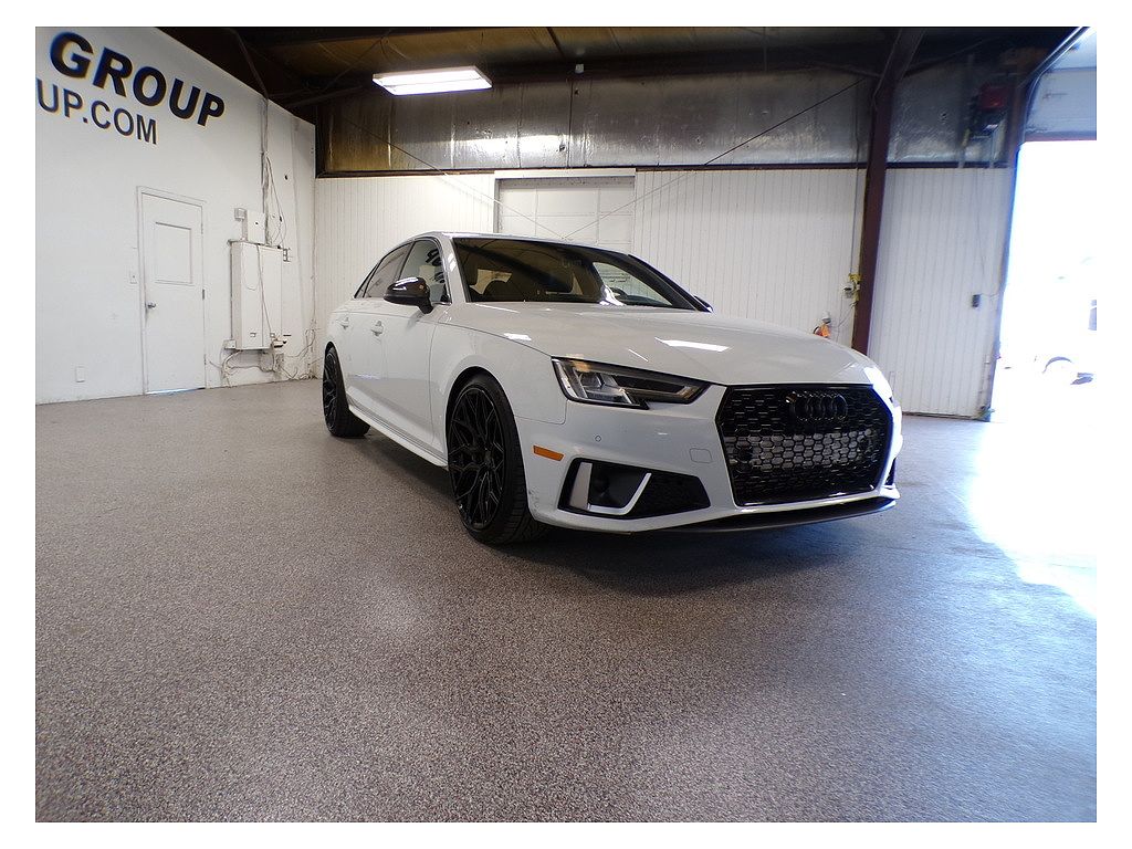 2019 Audi A4 2.0 TFSI Premium Plus quattro