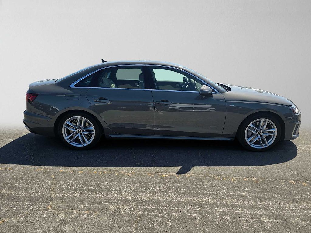 2023 Audi A4 Prestige S line