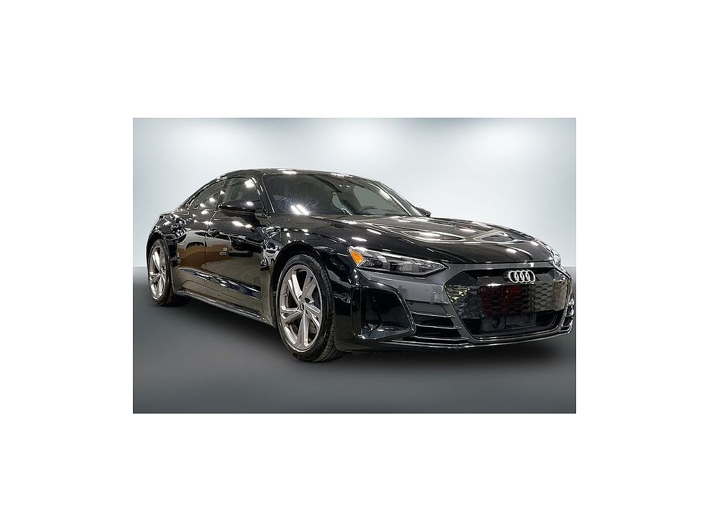 2023 Audi e-tron GT Premium Plus