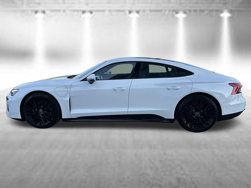 2025 Premium Plus in White, 2,490 miles for sale in Lakeland, FL