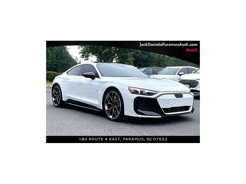 2025 Audi e-tron GT performance