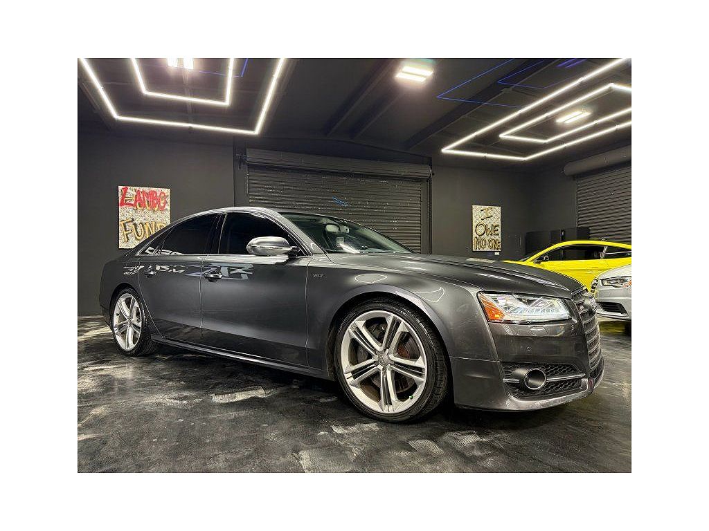 2015 Audi S8 4.0T