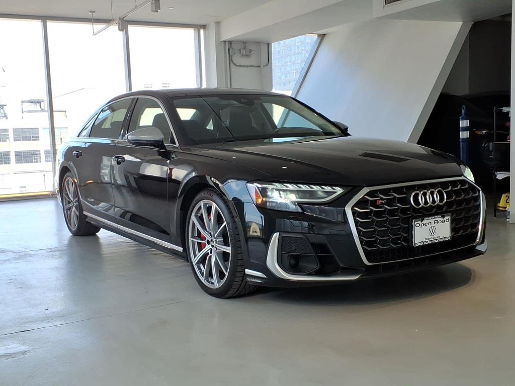 2023 Audi S8