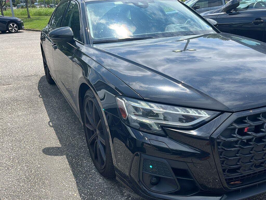 2022 Audi S8