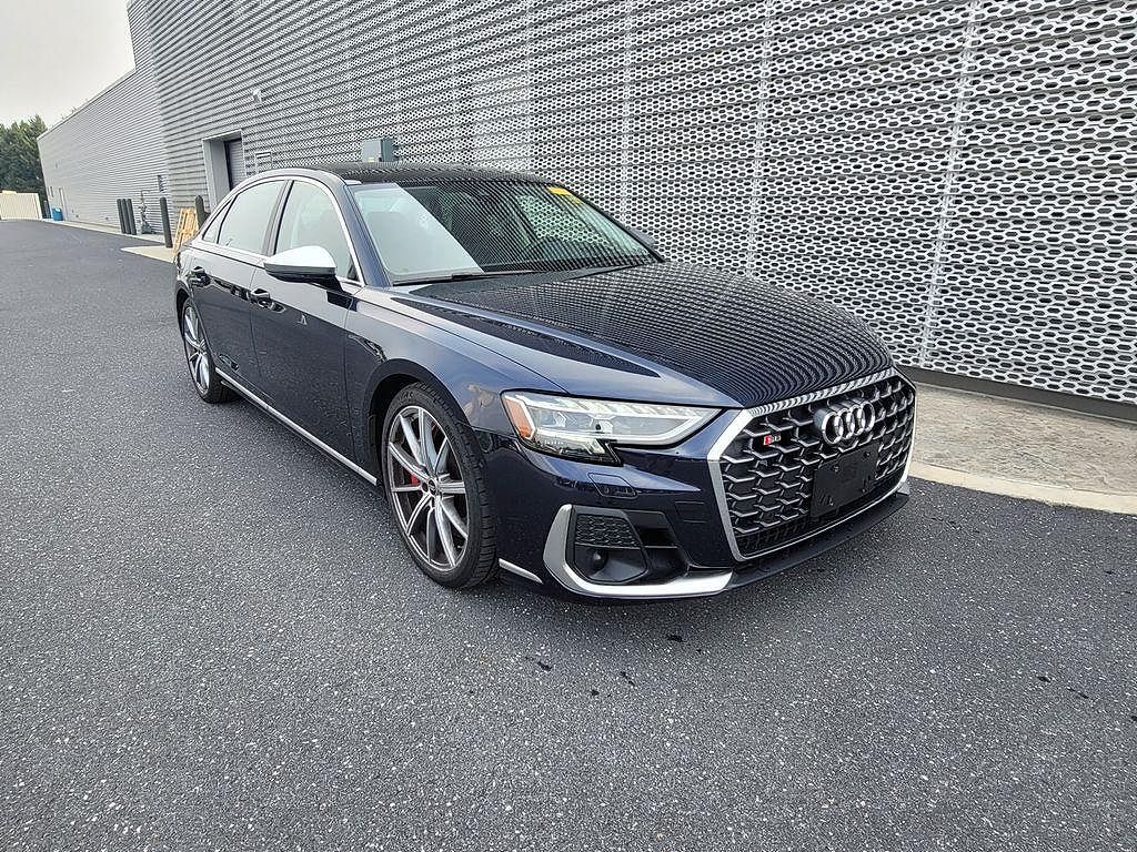 2023 Audi S8