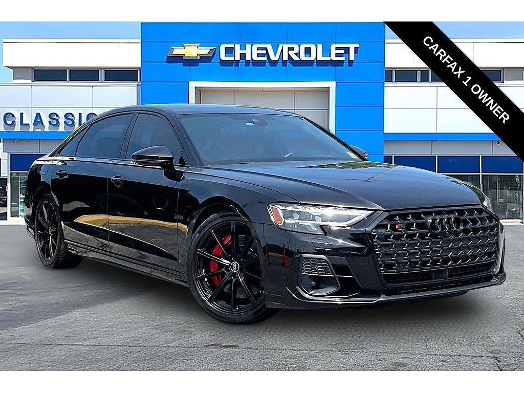 2023 Audi S8