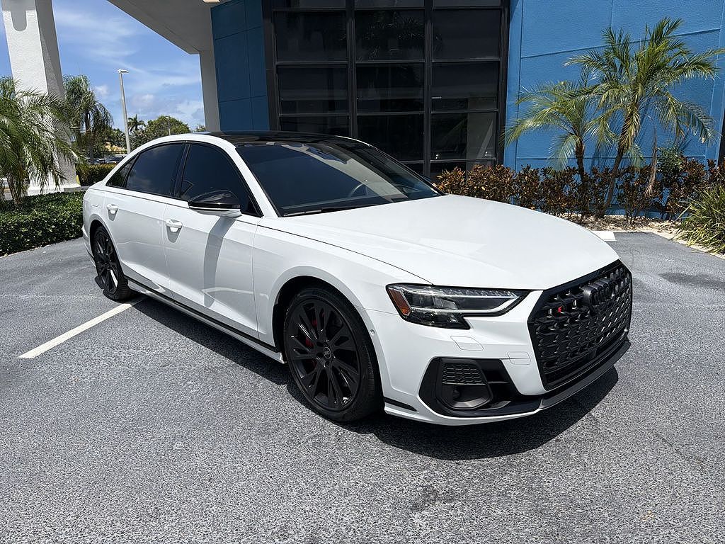 2025 Audi S8