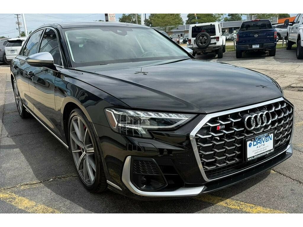 2022 Audi S8