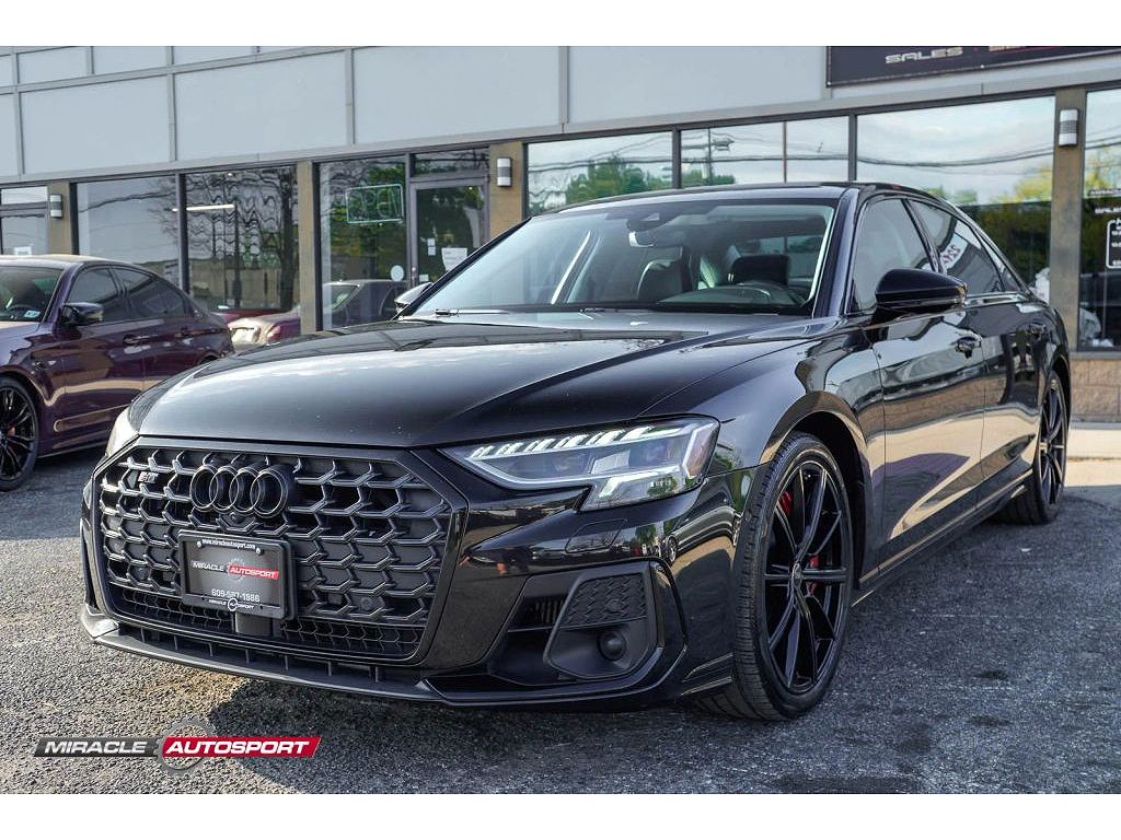 2022 Audi S8