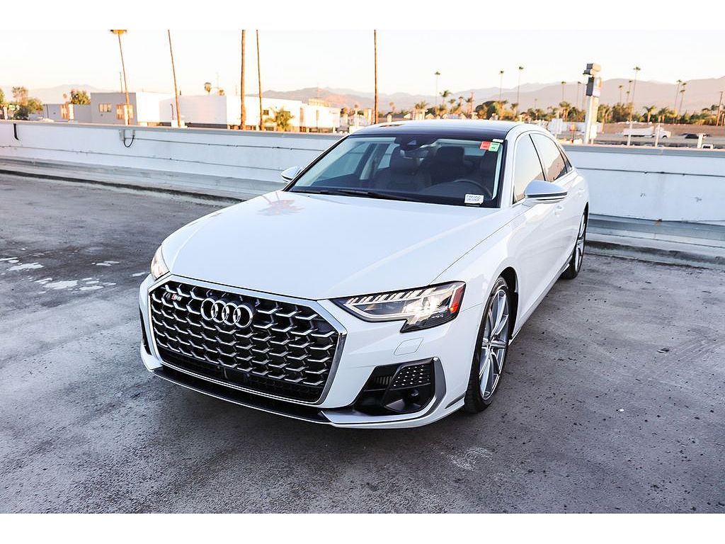 2022 Audi S8