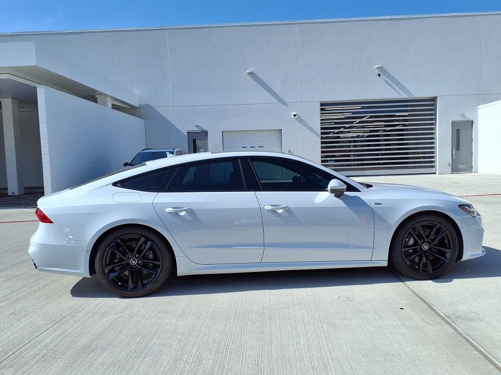 2022 Audi A7 Premium Plus