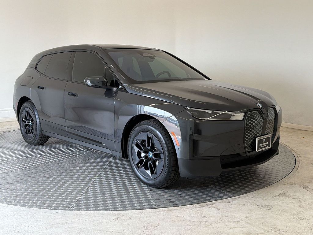 2024 BMW iX xDrive50
