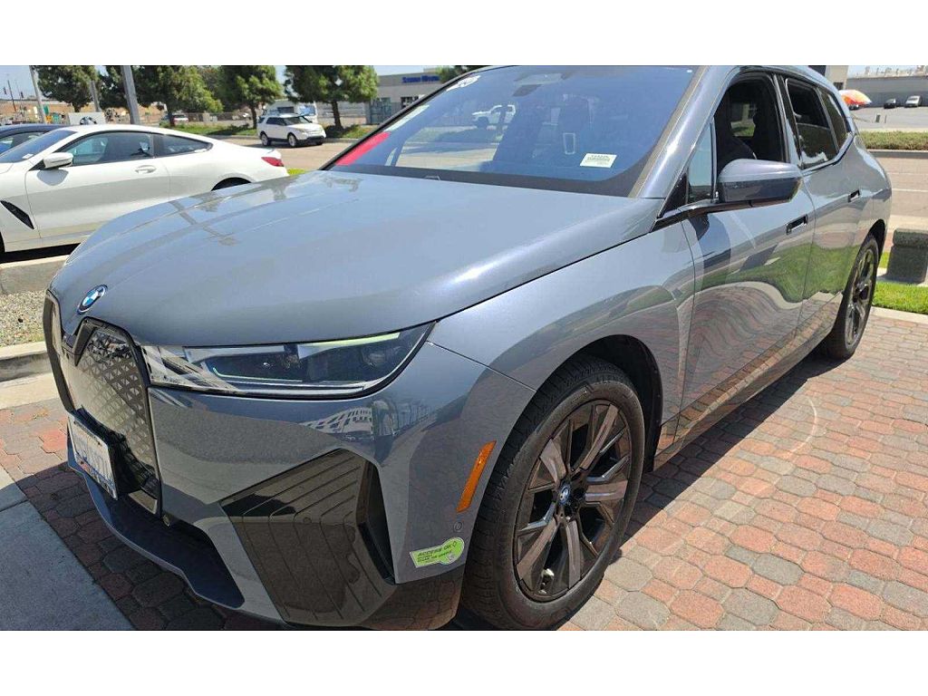 2023 BMW iX xDrive50