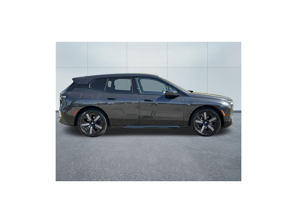 2024 BMW iX xDrive50