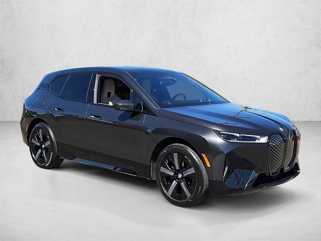 2024 BMW iX xDrive50