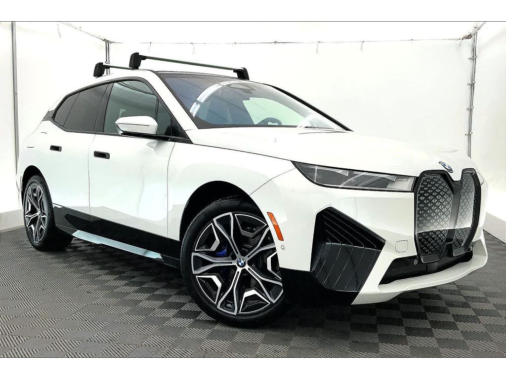 2025 BMW iX xDrive50