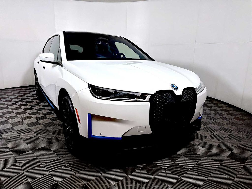 2023 BMW iX xDrive50