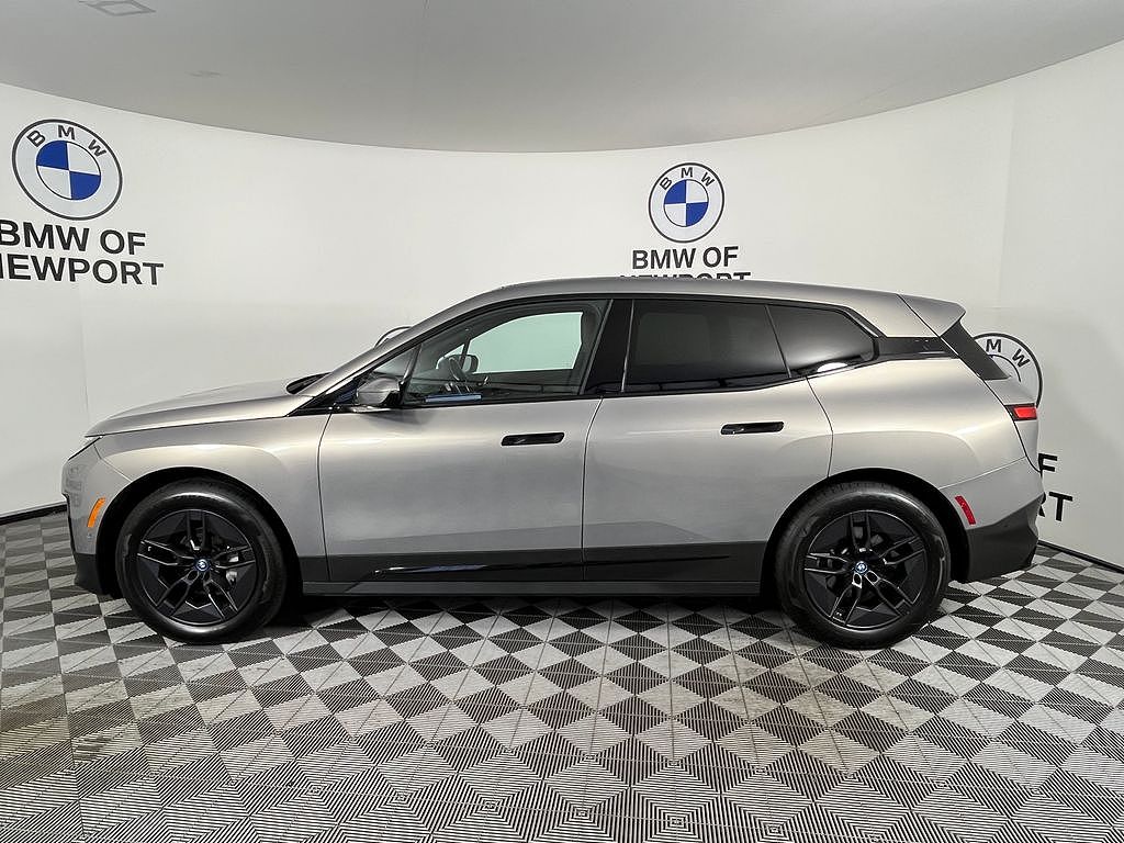 2024 BMW iX xDrive50