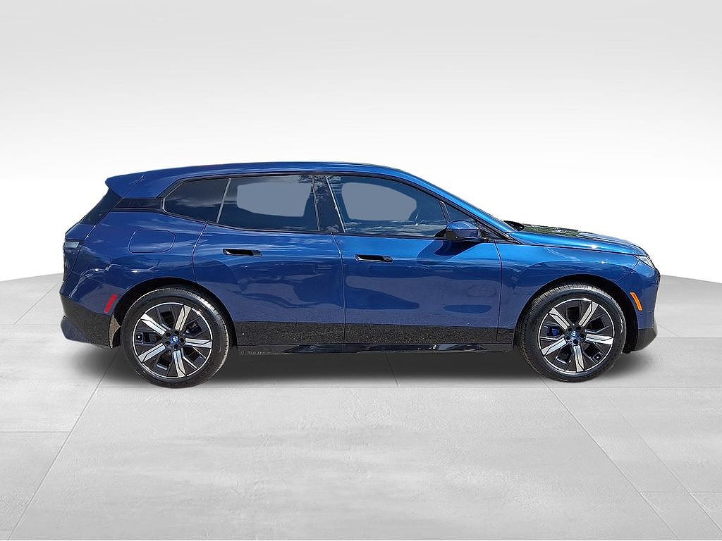 2024 BMW iX xDrive50