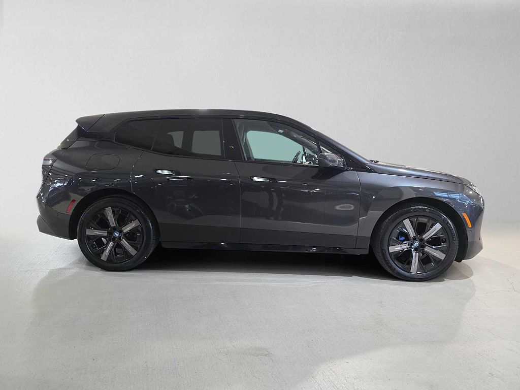 2024 BMW iX xDrive50