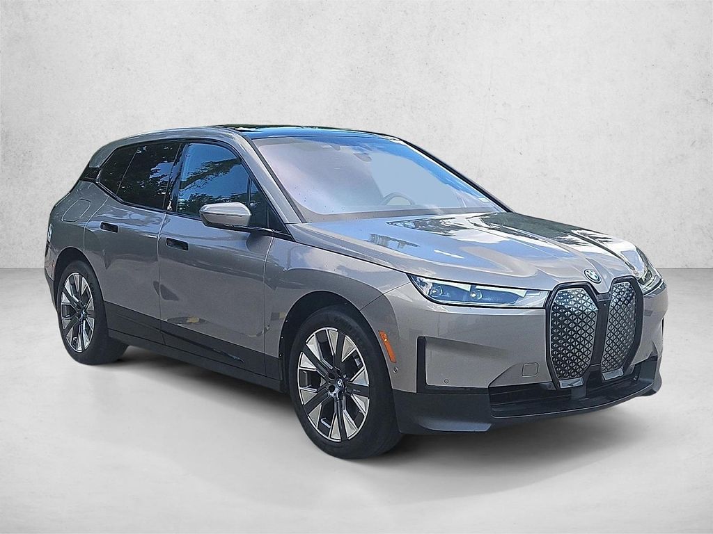2024 BMW iX xDrive50