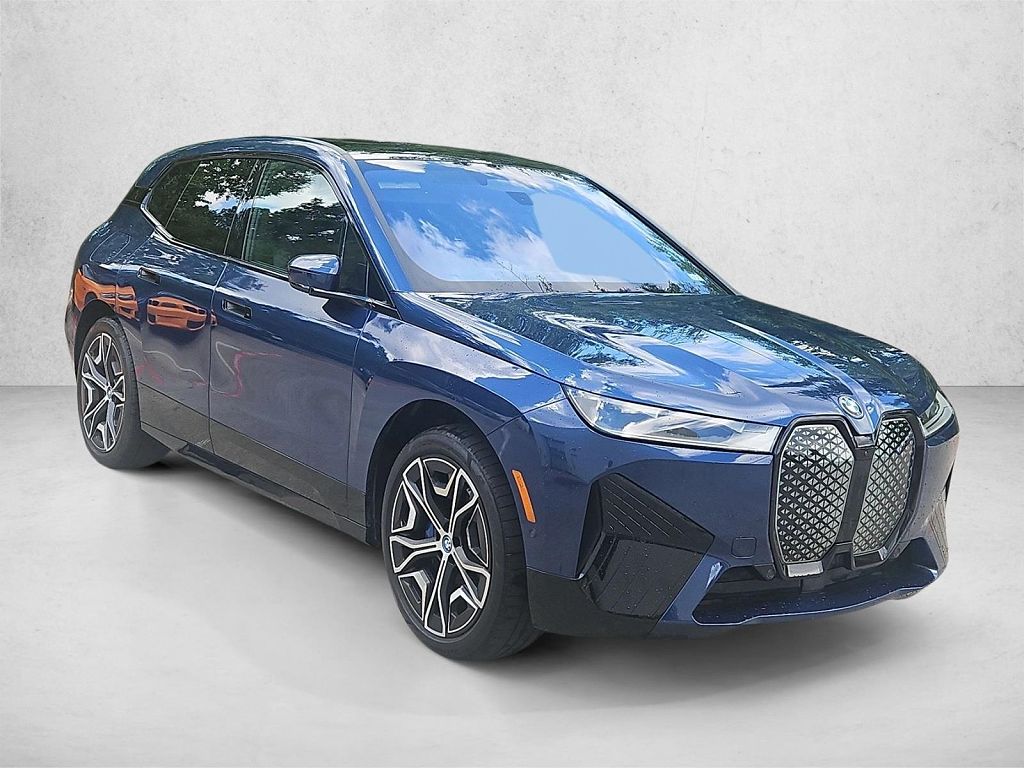 2025 BMW iX xDrive50